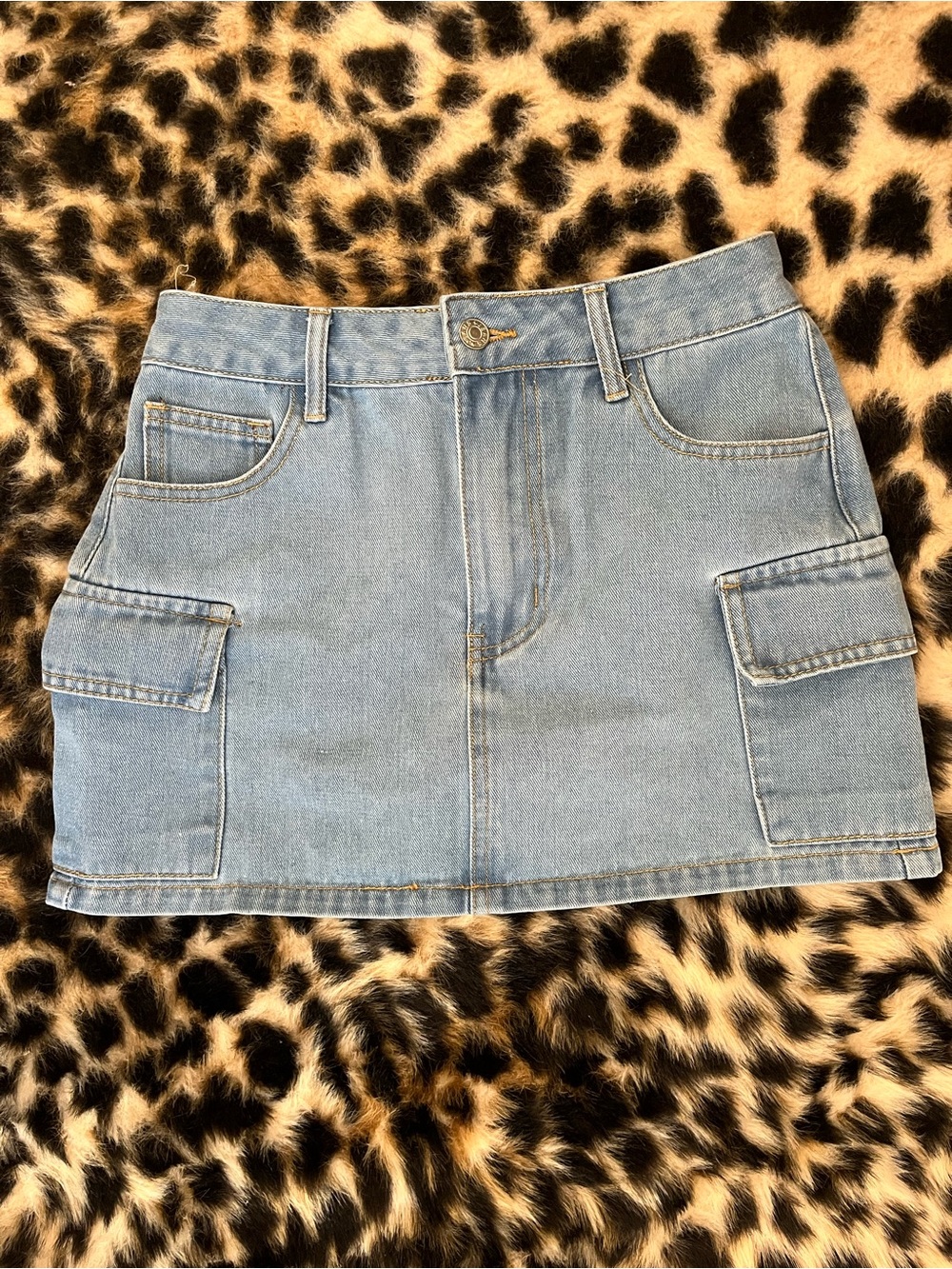 SHEIN Light Blue Denim Cargo Pocket Mini Skirt